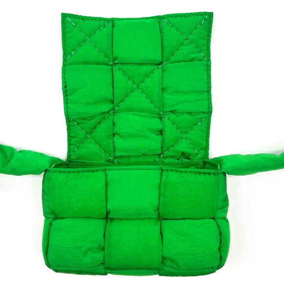 Bottega Veneta Maxi Intrecciato Padette Maxi Shoulder Bag - Picture 6 of 10